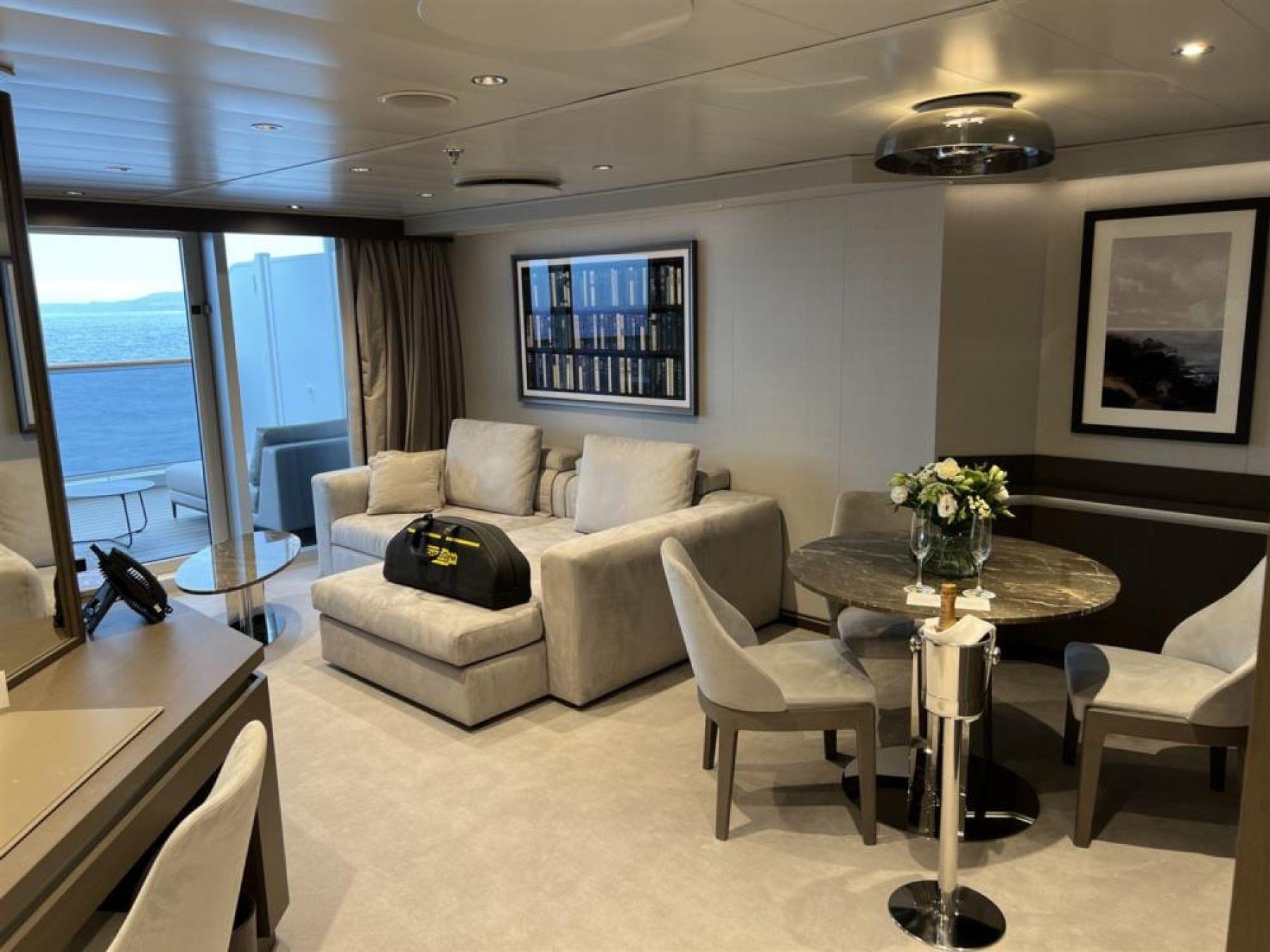 Grand Penthouse