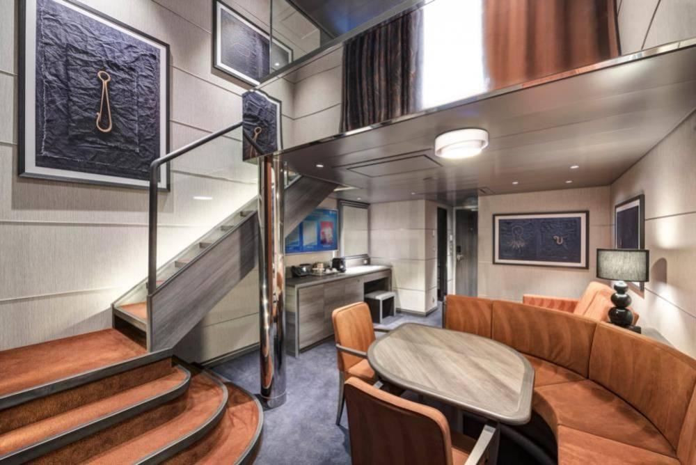 Yacht Club Сьют с джакузи Duplex (YJD)