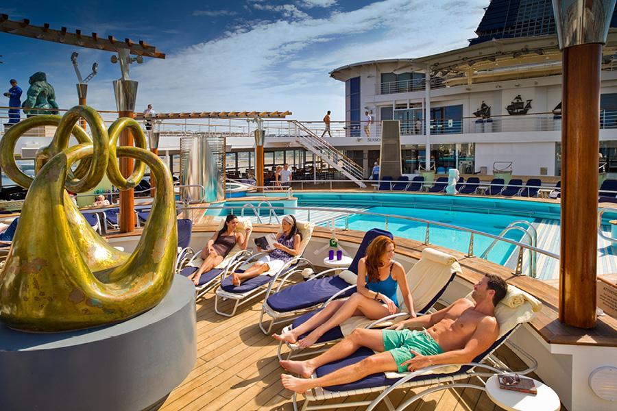 Что есть на борту Celebrity Constellation