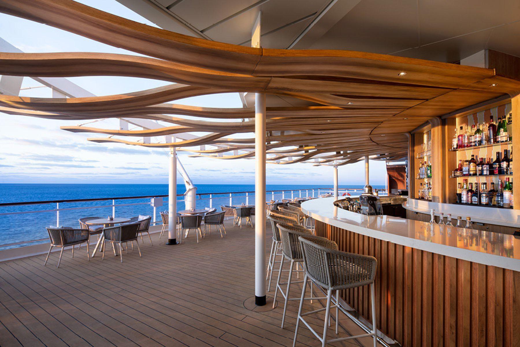 Sunset Bar на Сelebrity Millennium