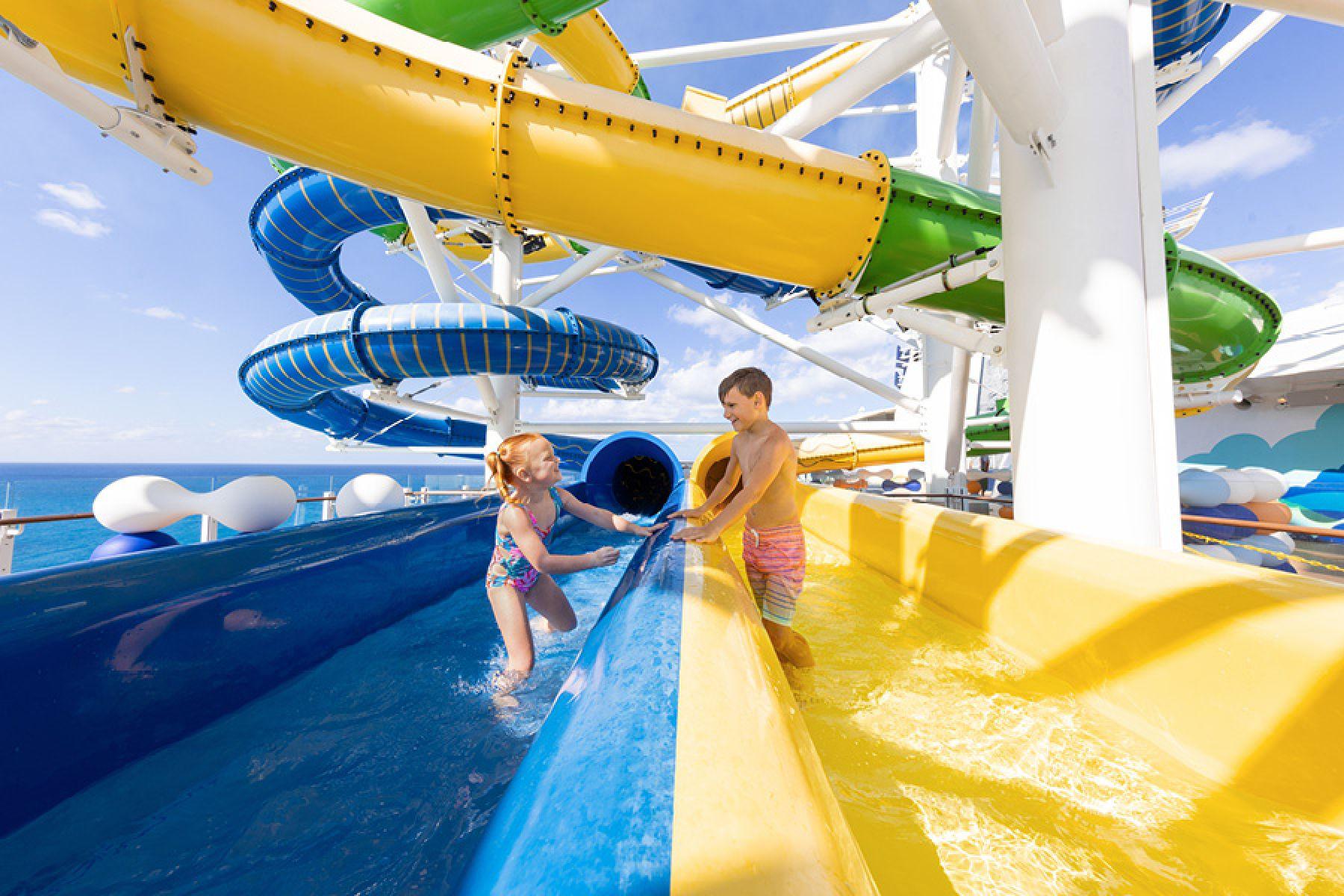 Аквапарк на борту Freedom of the Seas