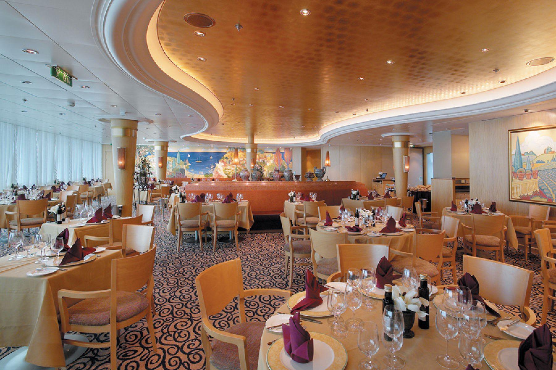 Ресторан Portofino на Serenade of the Seas