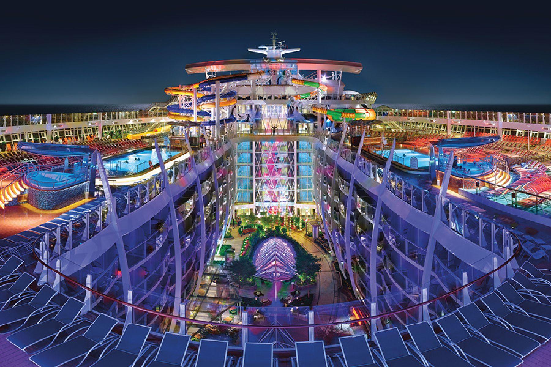 Круиз на самом большом в мире лайнере Harmony of the Seas
