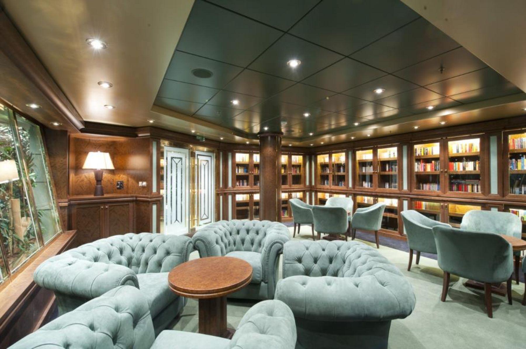MSC Magnifica