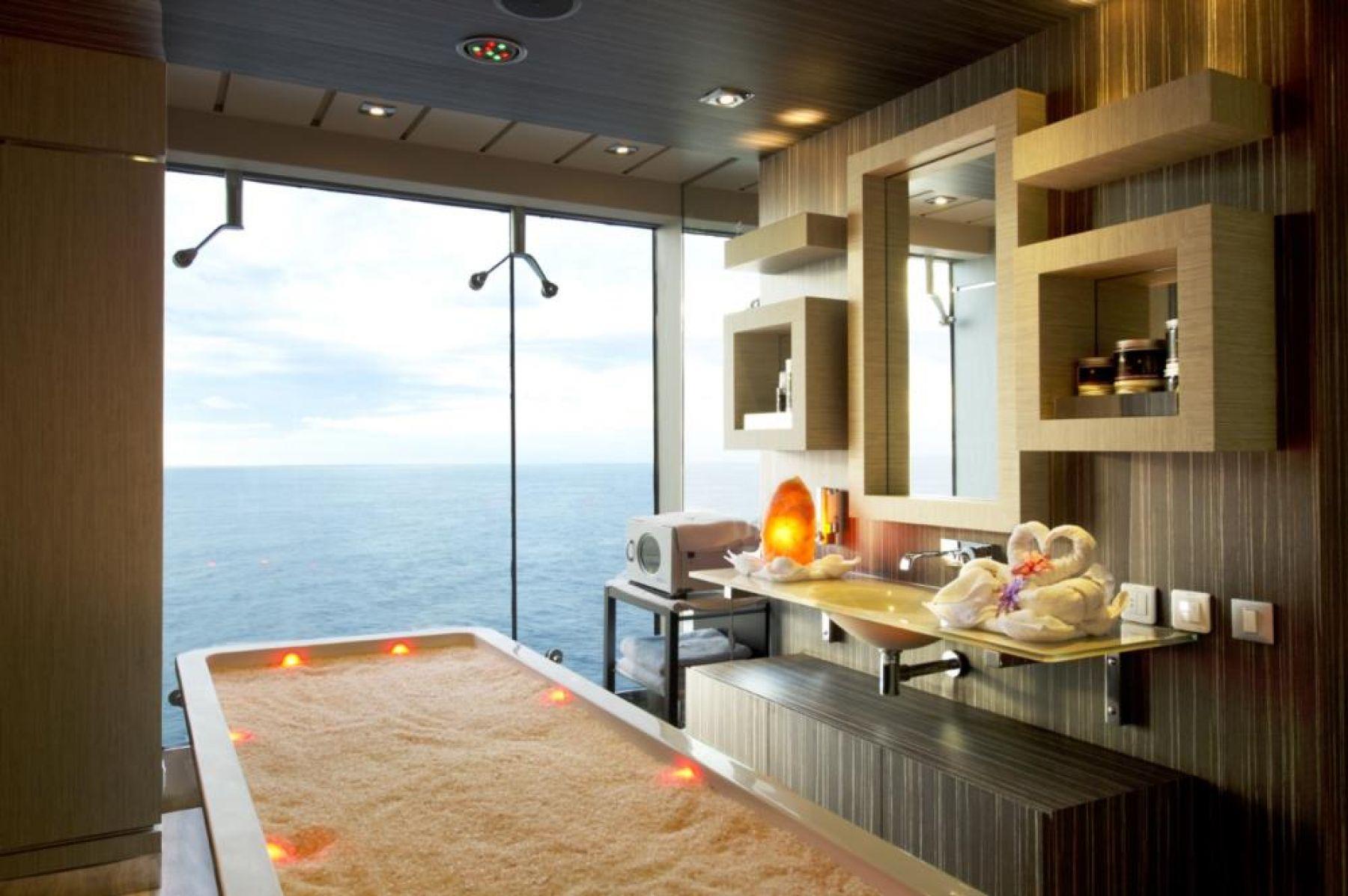 MSC Divina