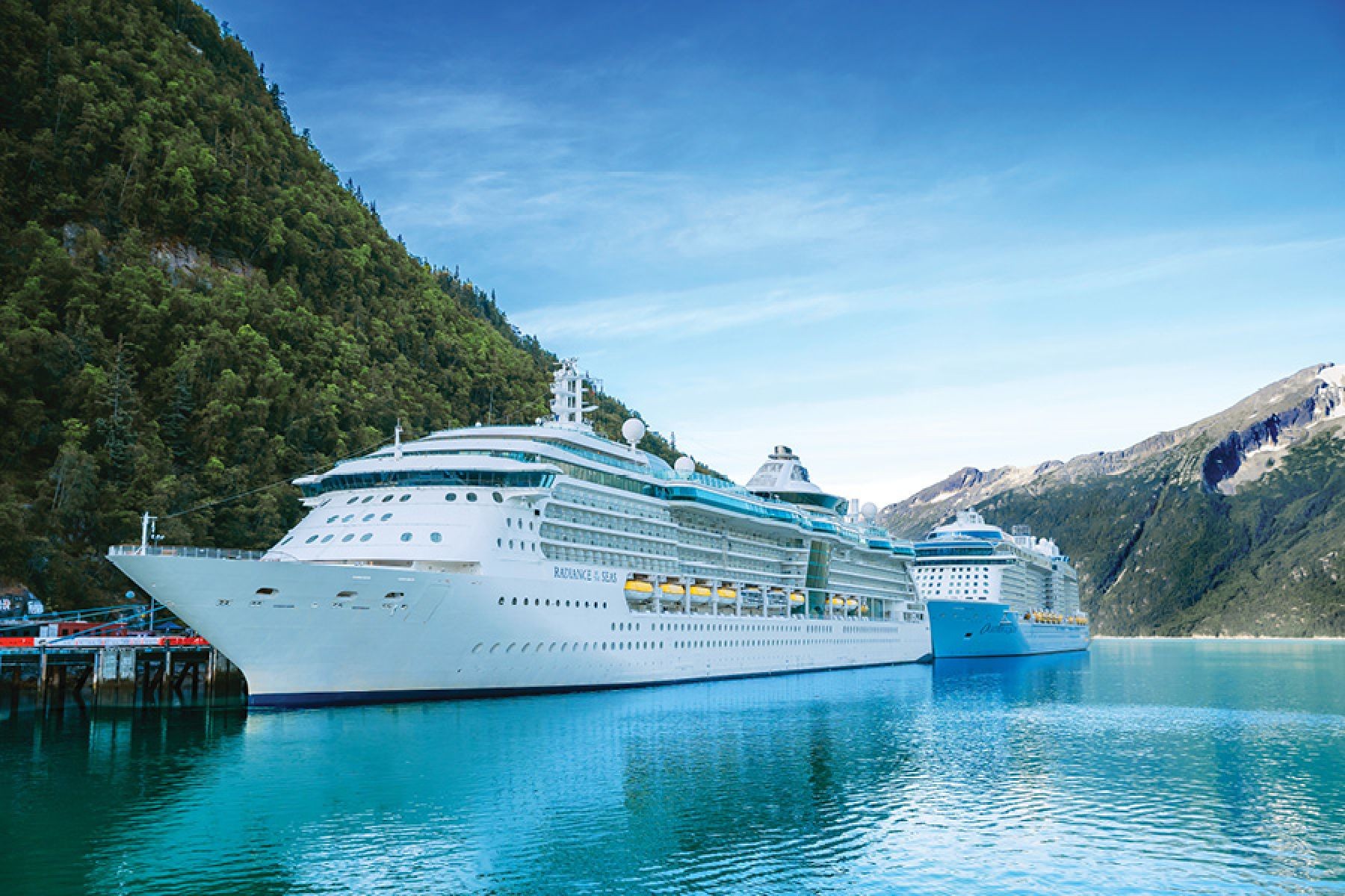Круизный лайнер Radiance of the Seas