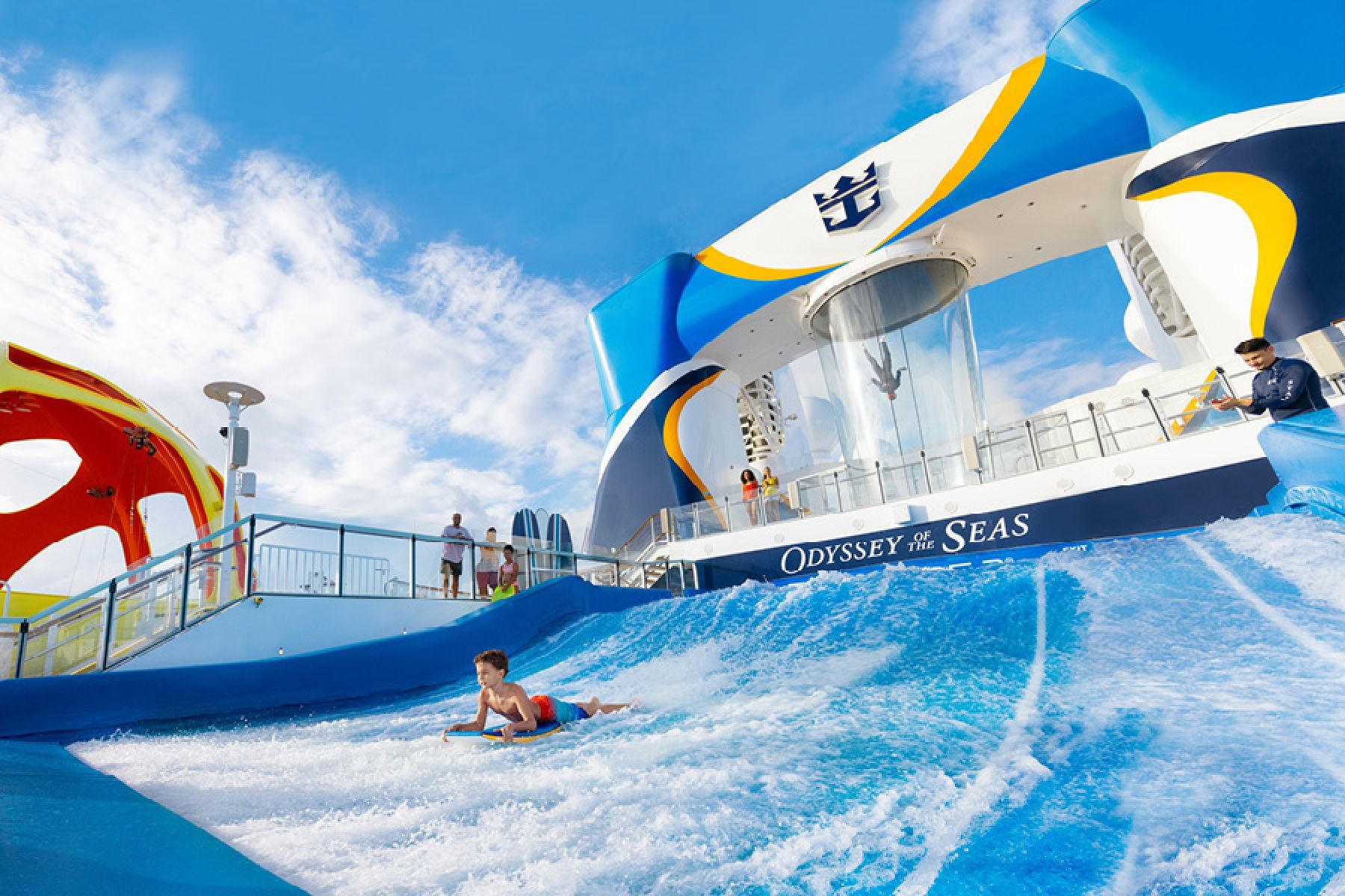 Сёрфинг и аэротруба на Odyssey of the Seas