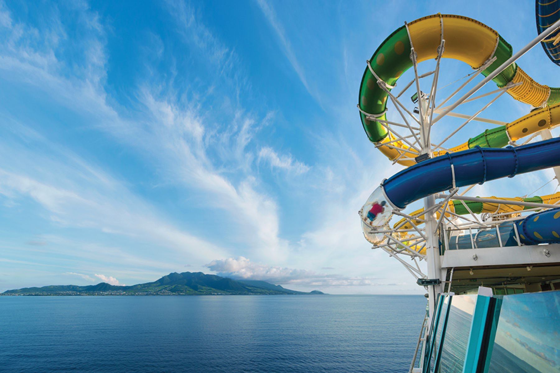 Аква-парк на лайнере Explorer of the Seas