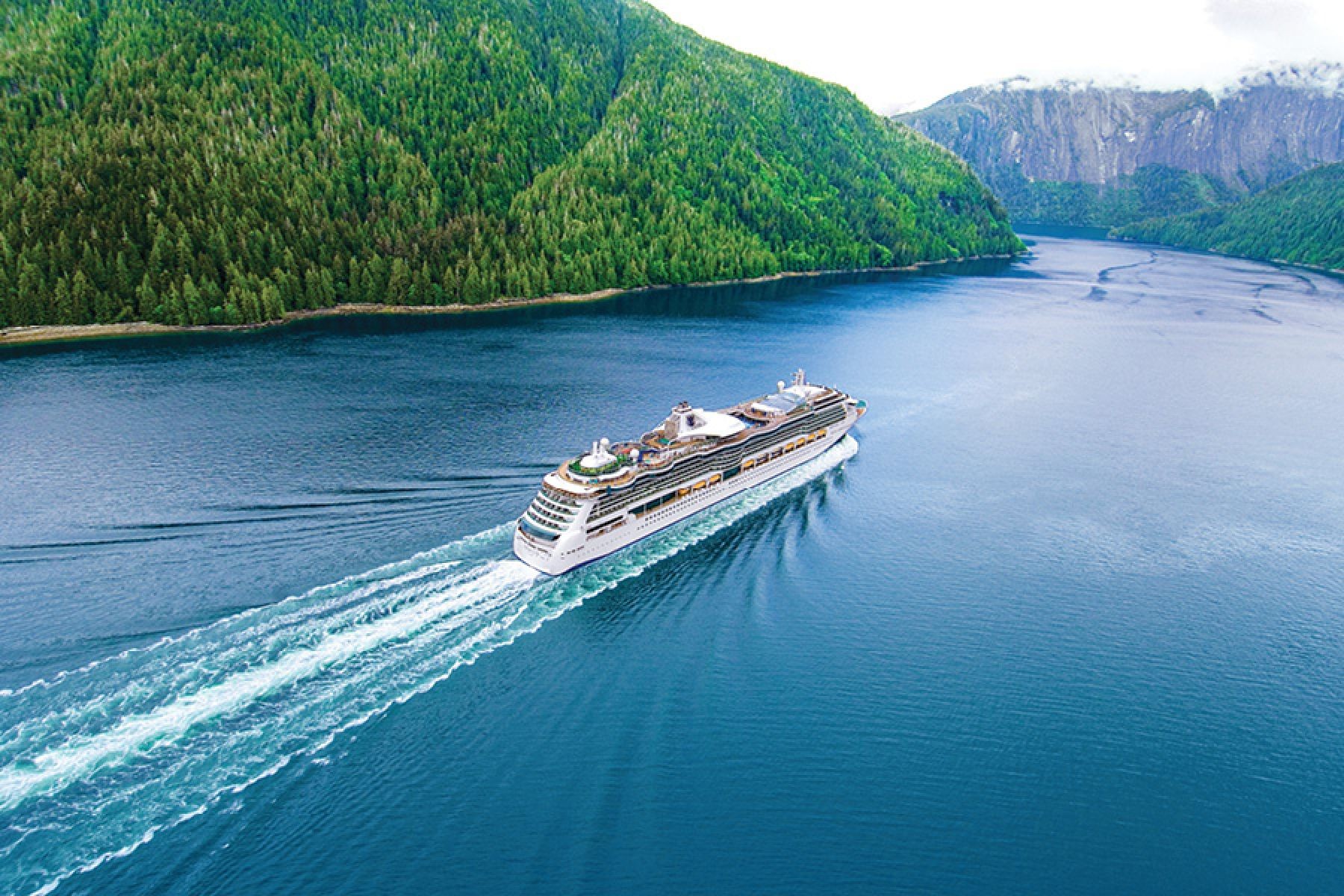 Круизный лайнер Serenade of the Seas